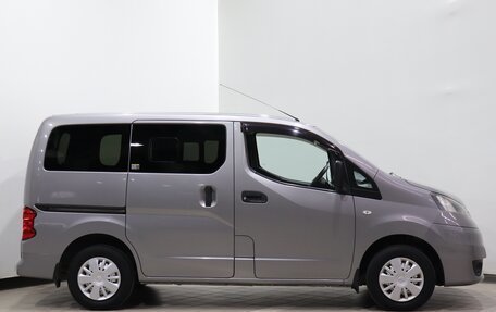 Nissan NV200, 2017 год, 1 490 000 рублей, 4 фотография