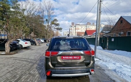 Mitsubishi Outlander III рестайлинг 3, 2017 год, 2 050 000 рублей, 9 фотография