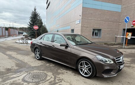 Mercedes-Benz E-Класс, 2015 год, 2 600 000 рублей, 4 фотография