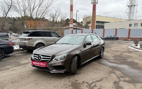 Mercedes-Benz E-Класс, 2015 год, 2 600 000 рублей, 2 фотография