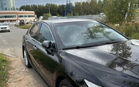 Toyota Camry, 2018 год, 2 950 000 рублей, 4 фотография