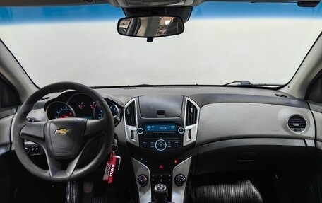 Chevrolet Cruze II, 2014 год, 928 000 рублей, 12 фотография