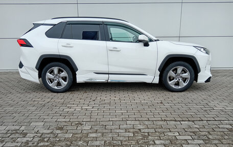 Toyota RAV4, 2020 год, 3 672 000 рублей, 4 фотография