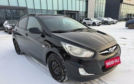 Hyundai Solaris II рестайлинг, 2014 год, 690 000 рублей, 3 фотография