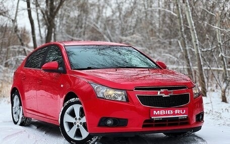 Chevrolet Cruze II, 2012 год, 849 999 рублей, 3 фотография