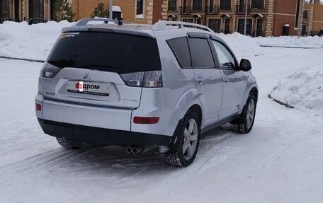 Mitsubishi Outlander III рестайлинг 3, 2007 год, 1 480 000 рублей, 4 фотография