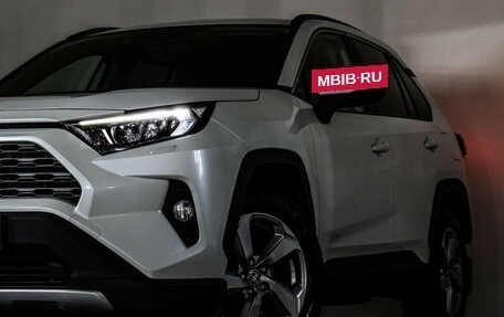 Toyota RAV4, 2019 год, 2 859 000 рублей, 2 фотография