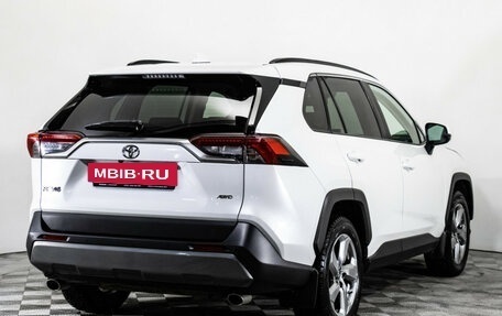 Toyota RAV4, 2019 год, 2 859 000 рублей, 6 фотография