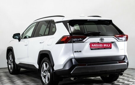 Toyota RAV4, 2019 год, 2 859 000 рублей, 8 фотография