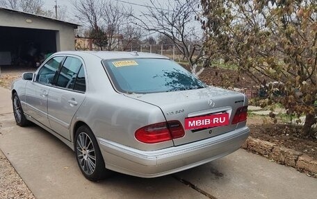 Mercedes-Benz E-Класс, 1999 год, 700 000 рублей, 4 фотография