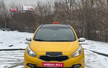 KIA cee'd III, 2015 год, 750 000 рублей, 2 фотография