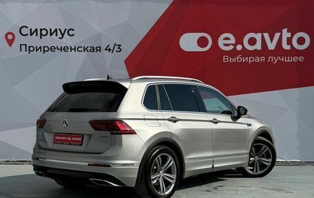 Volkswagen Tiguan II, 2019 год, 3 990 000 рублей, 6 фотография