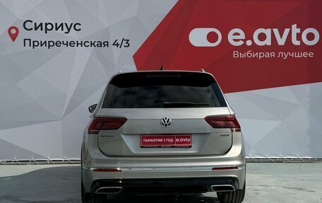 Volkswagen Tiguan II, 2019 год, 3 990 000 рублей, 5 фотография