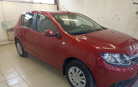 Renault Sandero II рестайлинг, 2014 год, 715 000 рублей, 13 фотография