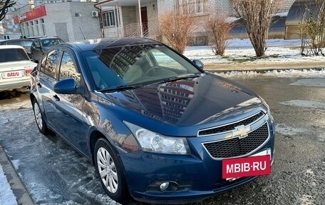 Chevrolet Cruze II, 2010 год, 610 000 рублей, 5 фотография