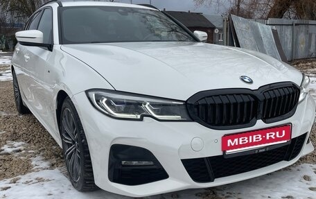 BMW 3 серия, 2021 год, 4 700 000 рублей, 2 фотография