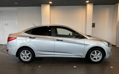 Hyundai Solaris II рестайлинг, 2014 год, 960 000 рублей, 2 фотография