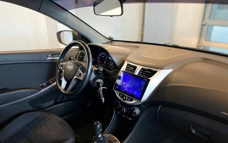 Hyundai Solaris II рестайлинг, 2014 год, 960 000 рублей, 12 фотография