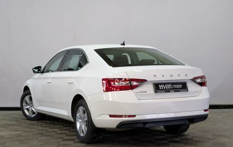 Skoda Superb III рестайлинг, 2020 год, 3 350 000 рублей, 7 фотография