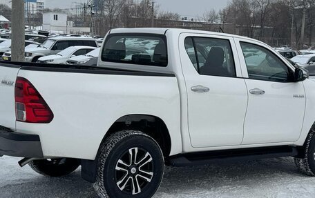 Toyota Hilux VIII, 2023 год, 5 290 000 рублей, 5 фотография