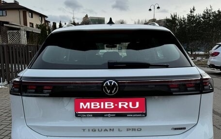 Volkswagen Tiguan, 2024 год, 4 700 000 рублей, 3 фотография