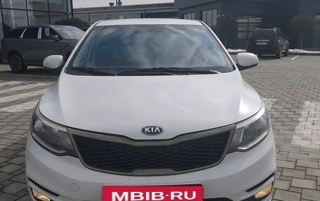 KIA Rio III рестайлинг, 2015 год, 990 000 рублей, 2 фотография