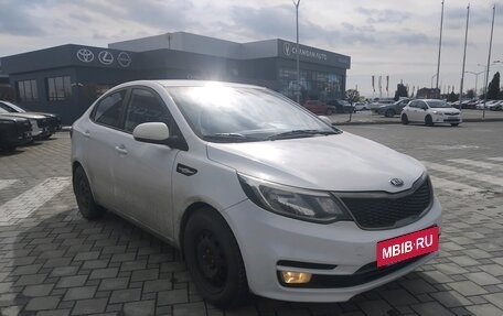 KIA Rio III рестайлинг, 2015 год, 990 000 рублей, 3 фотография