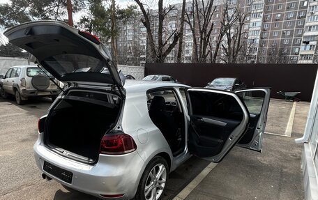 Volkswagen Golf VI, 2010 год, 850 000 рублей, 3 фотография