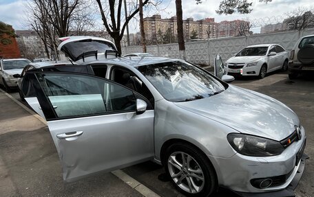 Volkswagen Golf VI, 2010 год, 850 000 рублей, 4 фотография