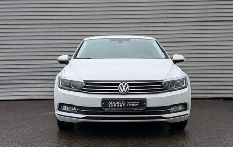 Volkswagen Passat B8 рестайлинг, 2017 год, 2 350 000 рублей, 2 фотография