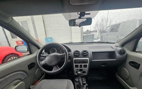 Renault Logan I, 2006 год, 300 000 рублей, 9 фотография