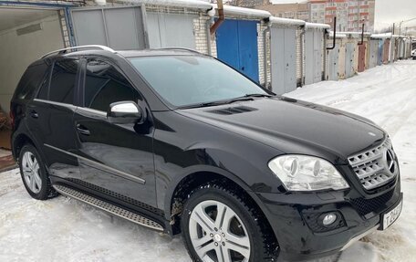 Mercedes-Benz M-Класс, 2010 год, 1 750 000 рублей, 3 фотография