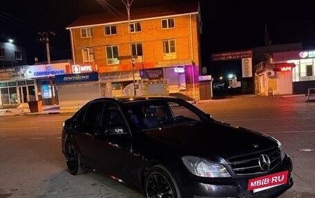 Mercedes-Benz C-Класс, 2011 год, 1 750 000 рублей, 4 фотография