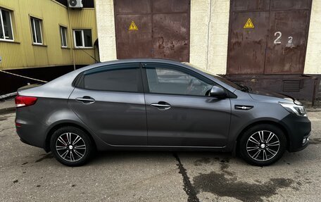 KIA Rio III рестайлинг, 2015 год, 950 000 рублей, 3 фотография