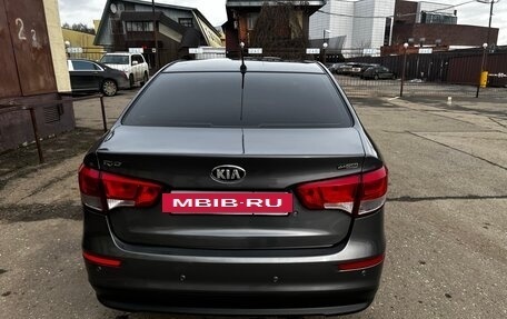 KIA Rio III рестайлинг, 2015 год, 950 000 рублей, 4 фотография