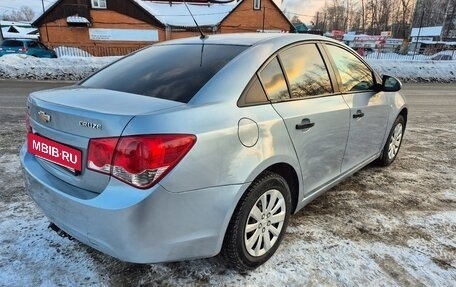 Chevrolet Cruze II, 2009 год, 635 000 рублей, 5 фотография