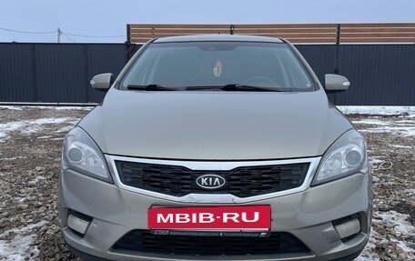 KIA cee'd I рестайлинг, 2011 год, 750 000 рублей, 1 фотография