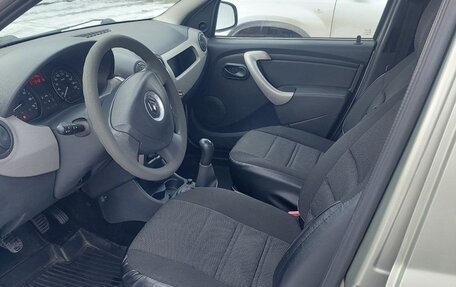 Renault Logan I, 2011 год, 550 000 рублей, 6 фотография