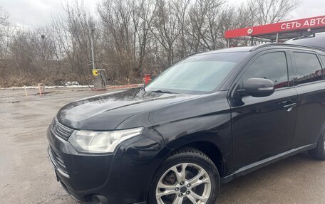 Mitsubishi Outlander III рестайлинг 3, 2012 год, 1 250 000 рублей, 3 фотография