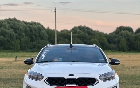 KIA cee'd III, 2019 год, 1 700 000 рублей, 21 фотография