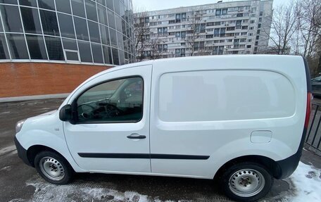 Renault Kangoo II рестайлинг, 2015 год, 900 000 рублей, 2 фотография