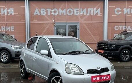 Toyota Vitz, 2000 год, 420 000 рублей, 3 фотография