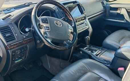 Toyota Land Cruiser 200, 2008 год, 3 100 000 рублей, 26 фотография