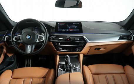 BMW 5 серия, 2021 год, 4 990 000 рублей, 16 фотография