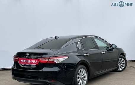 Toyota Camry, 2019 год, 3 200 000 рублей, 5 фотография