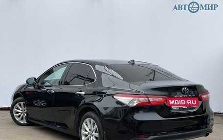 Toyota Camry, 2019 год, 3 200 000 рублей, 7 фотография