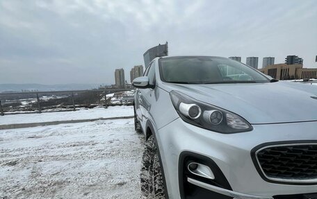 KIA Sportage IV рестайлинг, 2020 год, 2 775 000 рублей, 4 фотография