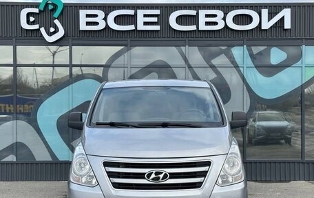 Hyundai H-1 II рестайлинг, 2013 год, 2 200 000 рублей, 5 фотография