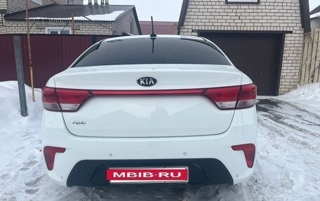 KIA Rio IV, 2017 год, 1 050 000 рублей, 15 фотография