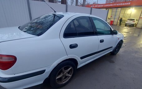 Nissan Almera, 2001 год, 250 000 рублей, 3 фотография